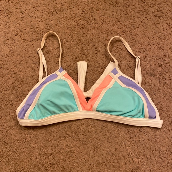 Bikini top - Picture 1 of 1